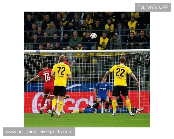 多特在角球环节布置得当完成精彩一击